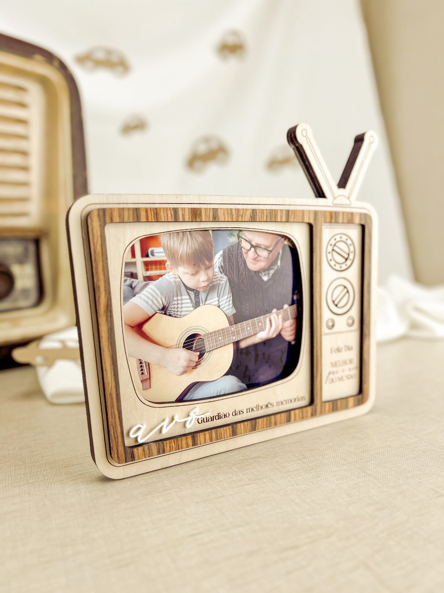 Moldura Televisão Vintage Personalizada com Foto — Dia do Pai
