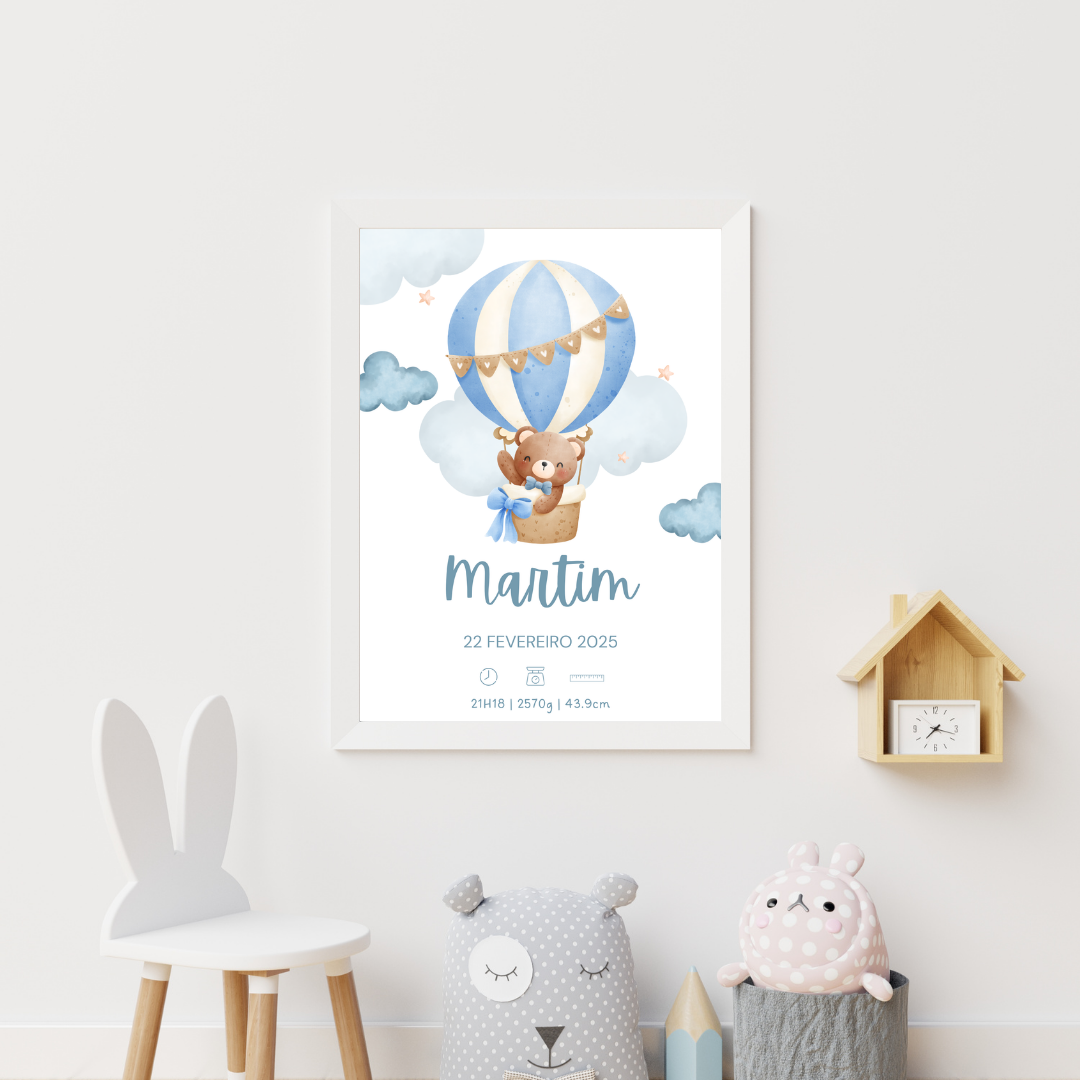 Quadro de Nascimento Personalizado com Animais em Balão de Ar Quente