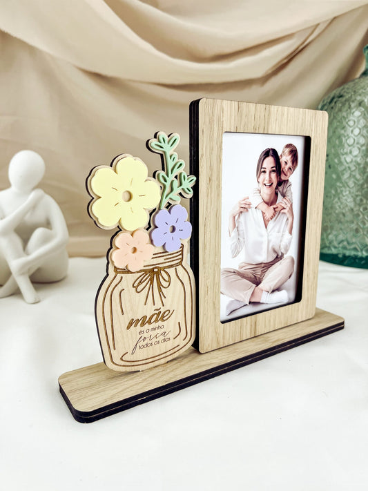 Moldura Jarro com Flores para a Mãe — Bétula e Carvalho com Flores Coloridas