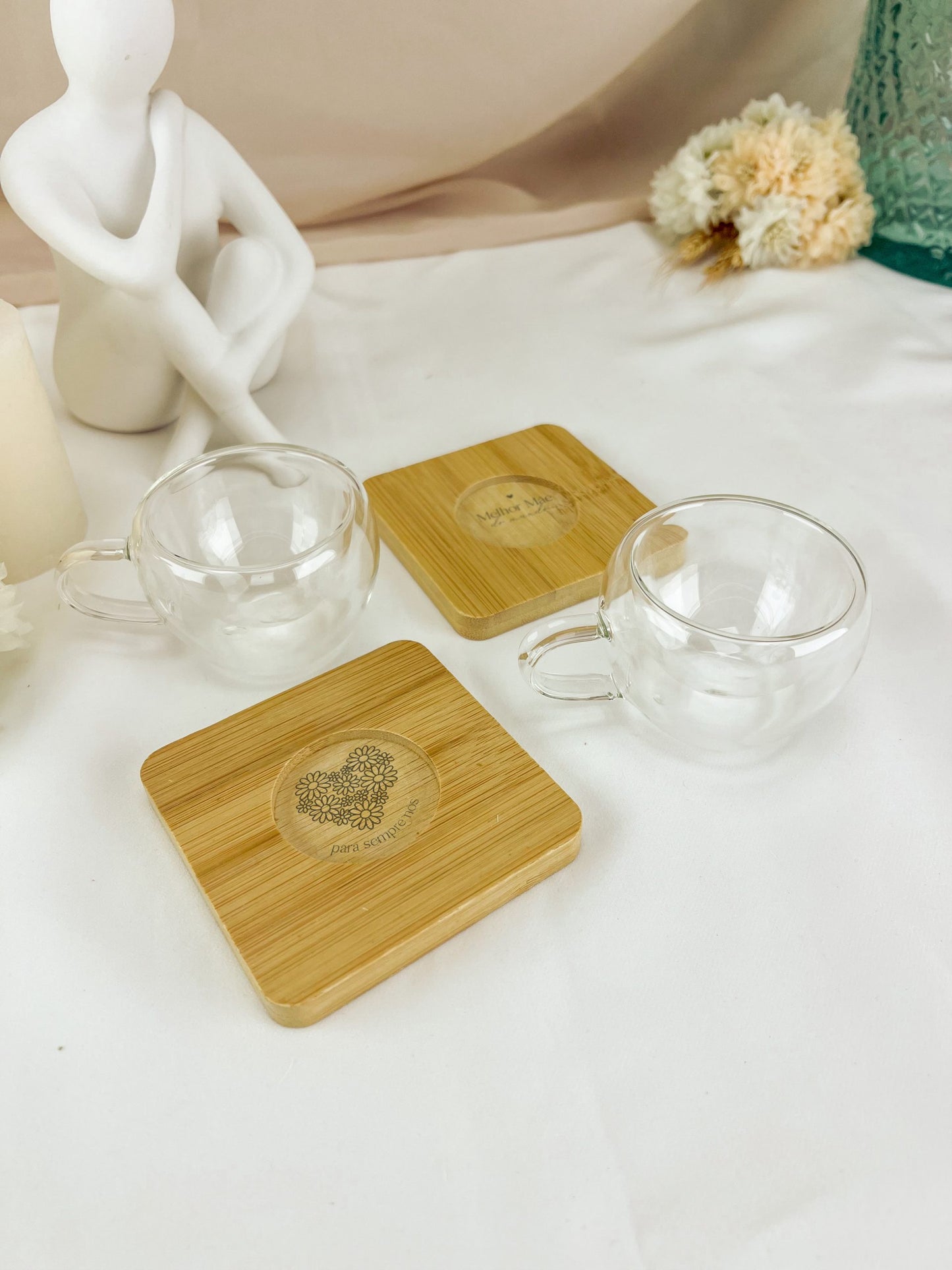 Conjunto de Chávenas em Vidro com Pires em Bambu — Personalizado