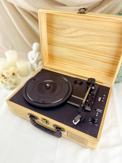Gira-Discos Portátil em Caixa de Madeira com Bluetooth — Personalizado
