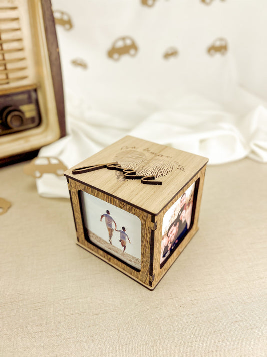 Cubo Fotográfico Personalizado para o Pai em Carvalho e Sucupira