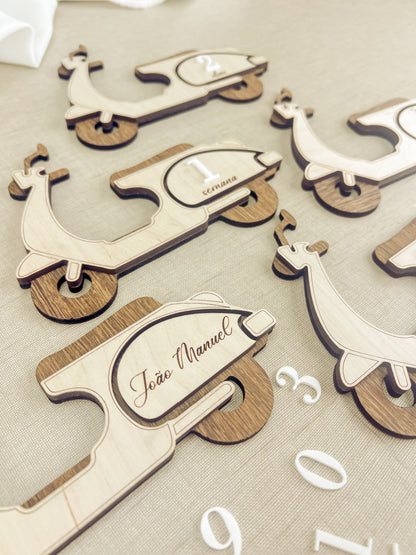 Caixa com 15 Placas Evolutivas do Bebé — Design B (Bétula)