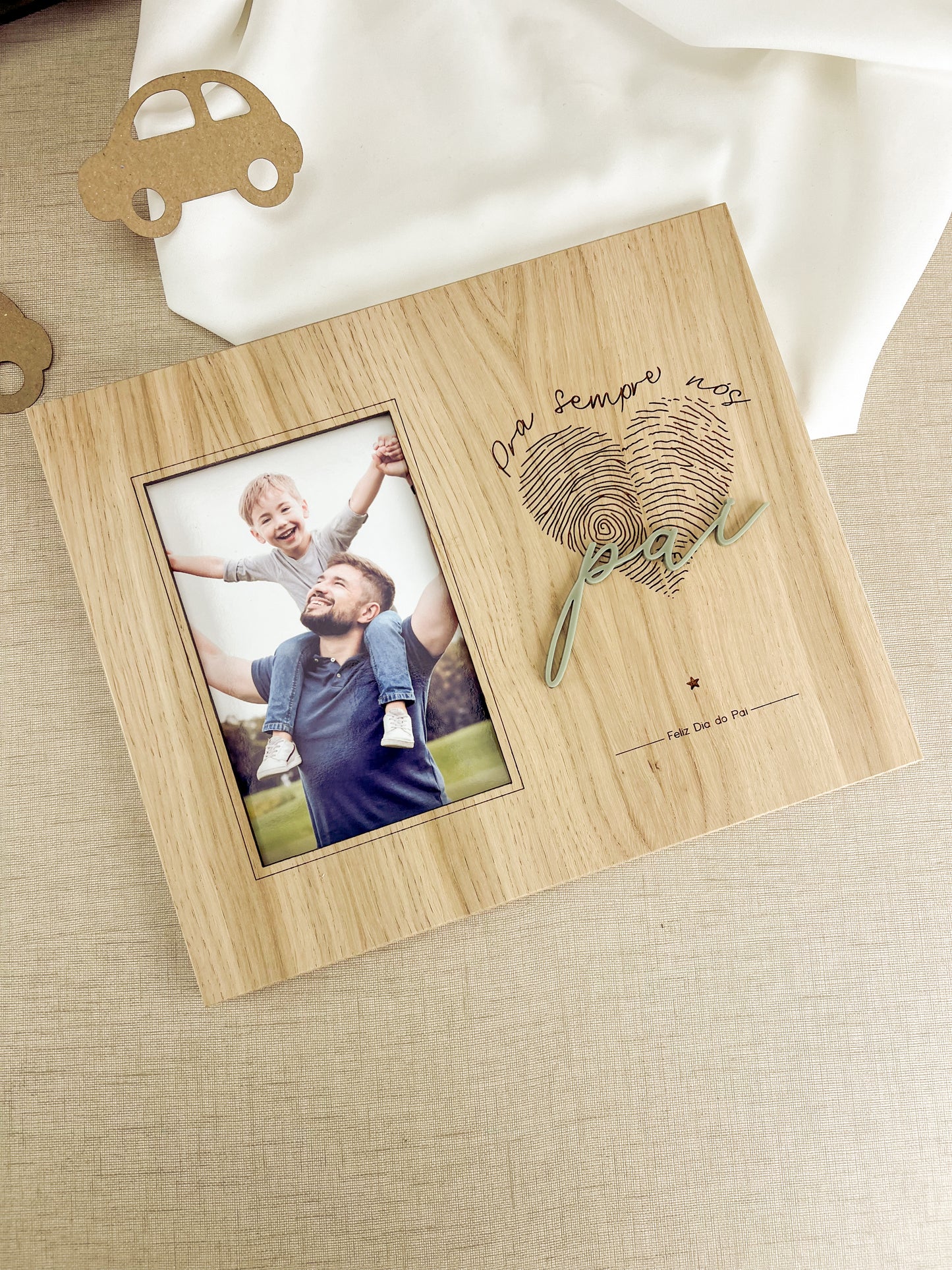 Moldura com Detalhe Verde Personalizada com Fotografia | Dia do Pai