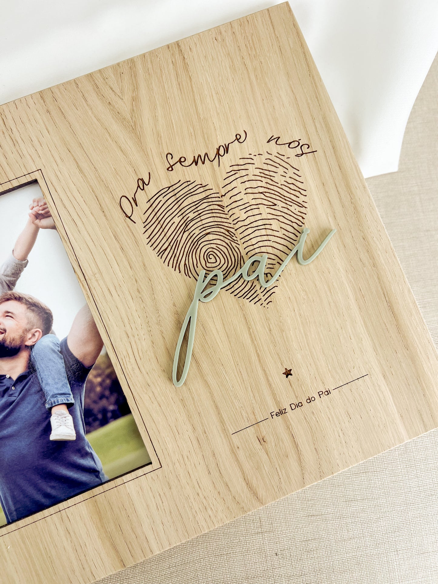 Moldura com Detalhe Verde Personalizada com Fotografia | Dia do Pai