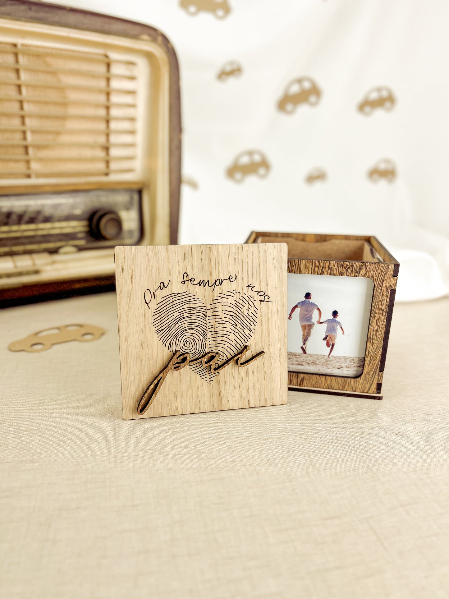 Cubo Fotográfico Personalizado para o Pai em Carvalho e Sucupira