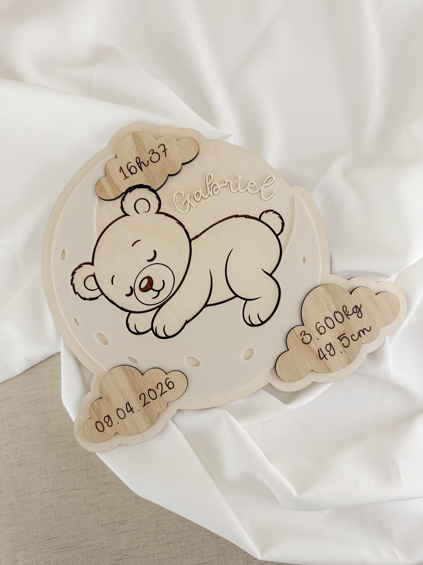 Placa Decorativa de Nascimento em Bétula — Tema Urso
