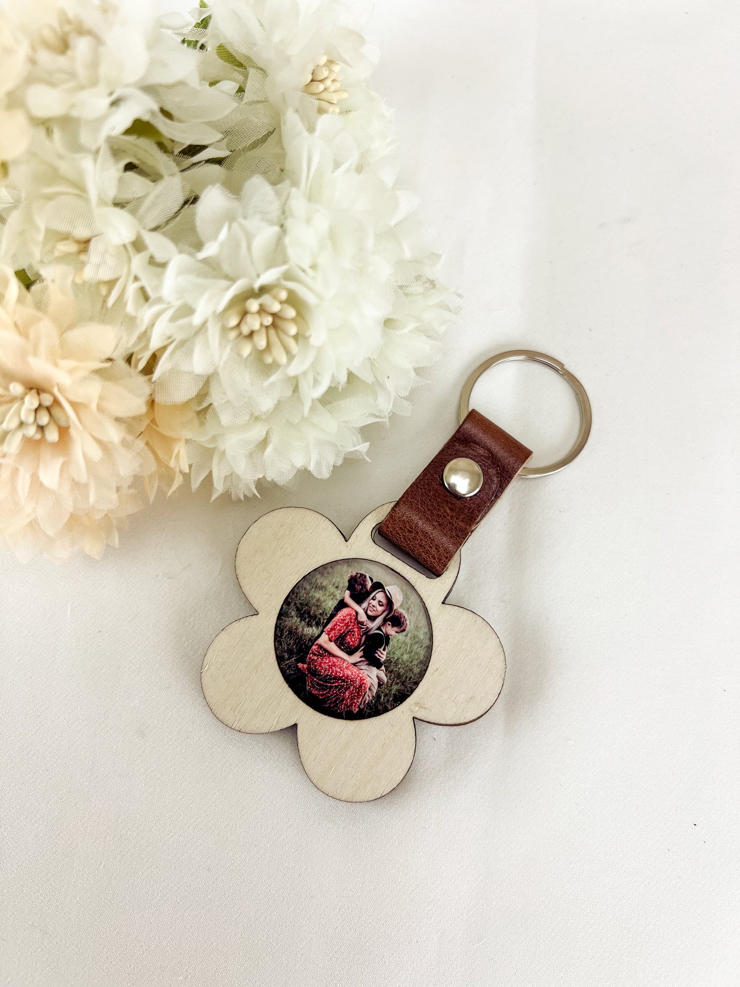 Porta Chaves com Flor e Fotografia em Bétula