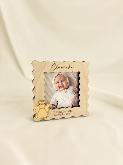 Lembrança de Batizado — Mini Moldura Ondulada com Anjo Dourado