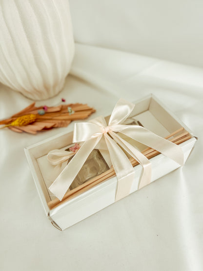 Difusor de Vareta com Vela Aromática — Para Padrinhos