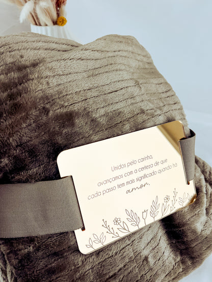 Manta com Placa Personalizável — Para Padrinhos