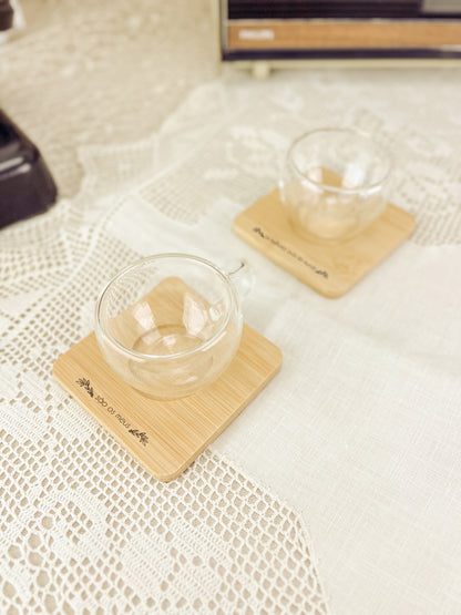 Conjunto de Chávenas de Vidro com Pires em Bambu para Avós