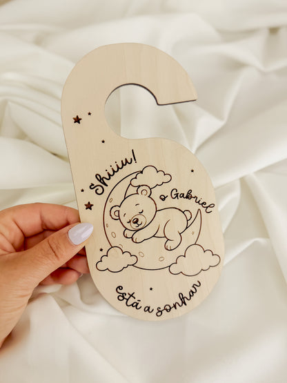 Placa para Puxador do Quarto do Bebé em Bétula — Ursinho