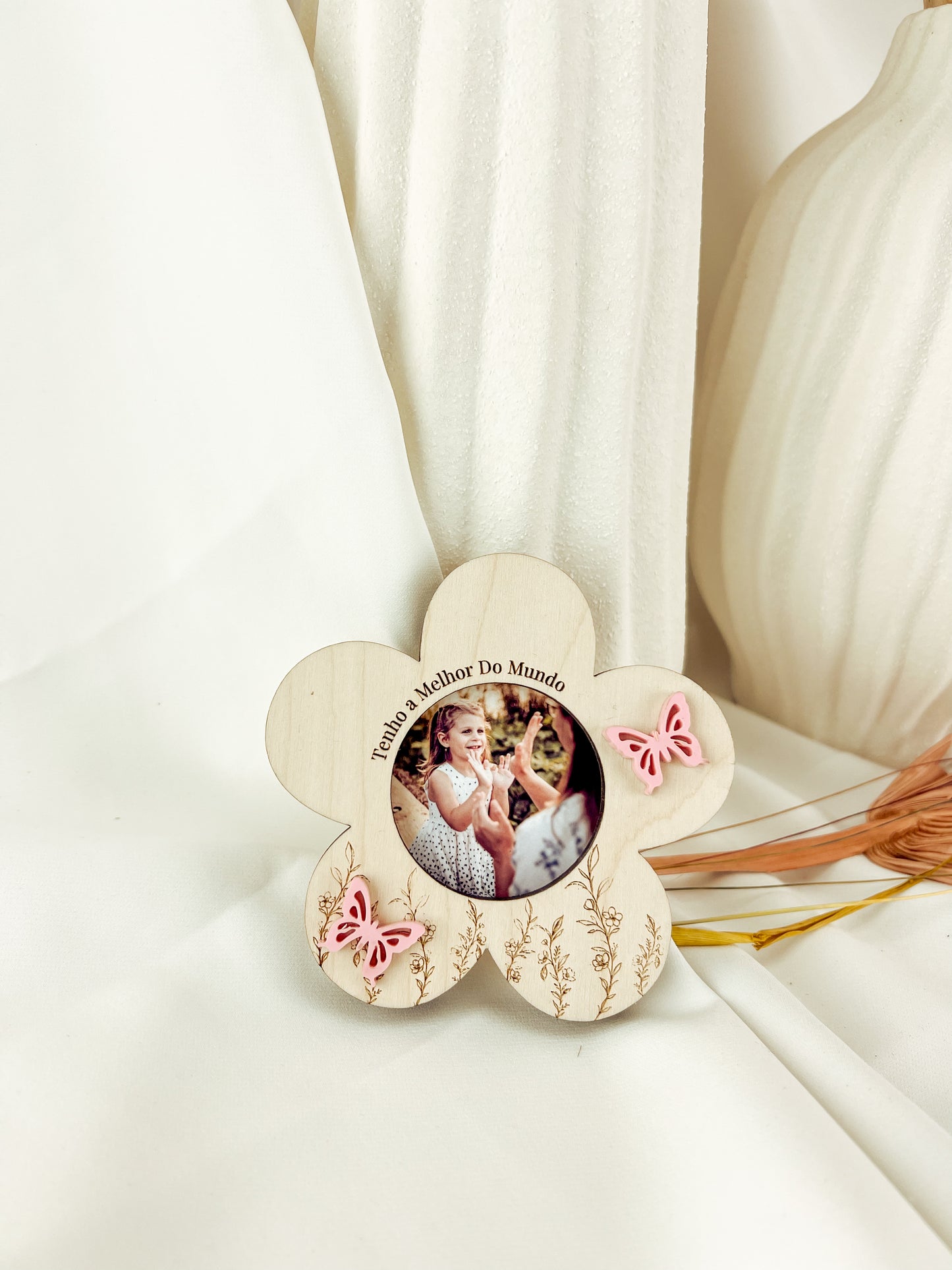 Mini Moldura Flor para Madrinha com 'Tenho a Melhor do Mundo' e Borboletas Rosa