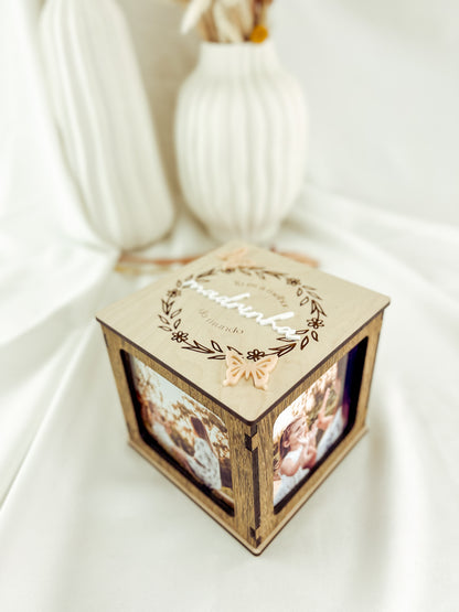 Cubo Fotográfico para Madrinha com Mensagem e Borboleta Coral