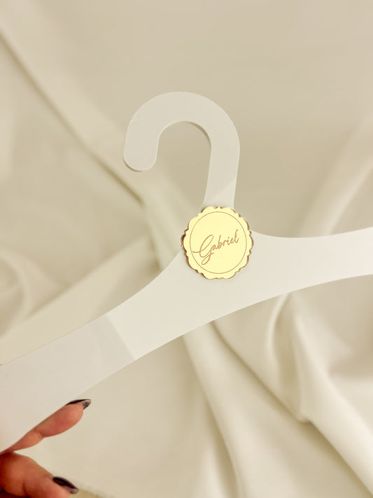 Cruzeta de Batizado em Acrílico com Medalha Dourada