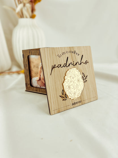Cubo Fotográfico para Padrinho com Ovo Dourado | Edição Premium