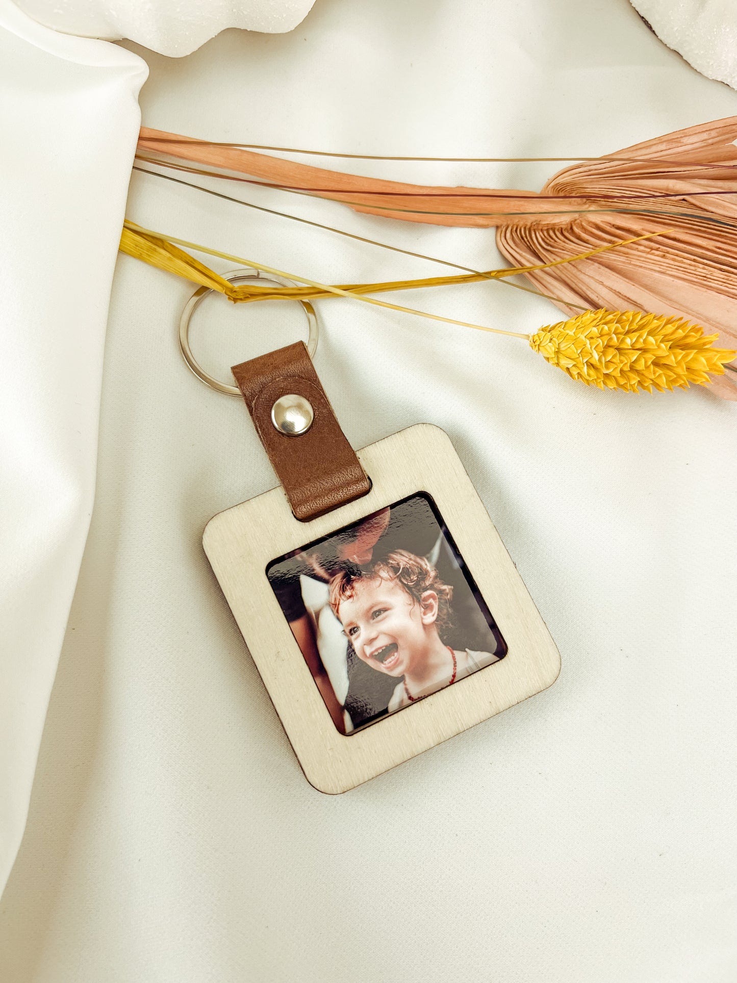 Porta Chaves para Madrinha e Padrinho com Fotografia em Madeira e Couro