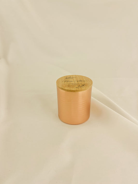 Lembrança de Batizado — Vela Rose Gold com Tampa de Bambu Gravada