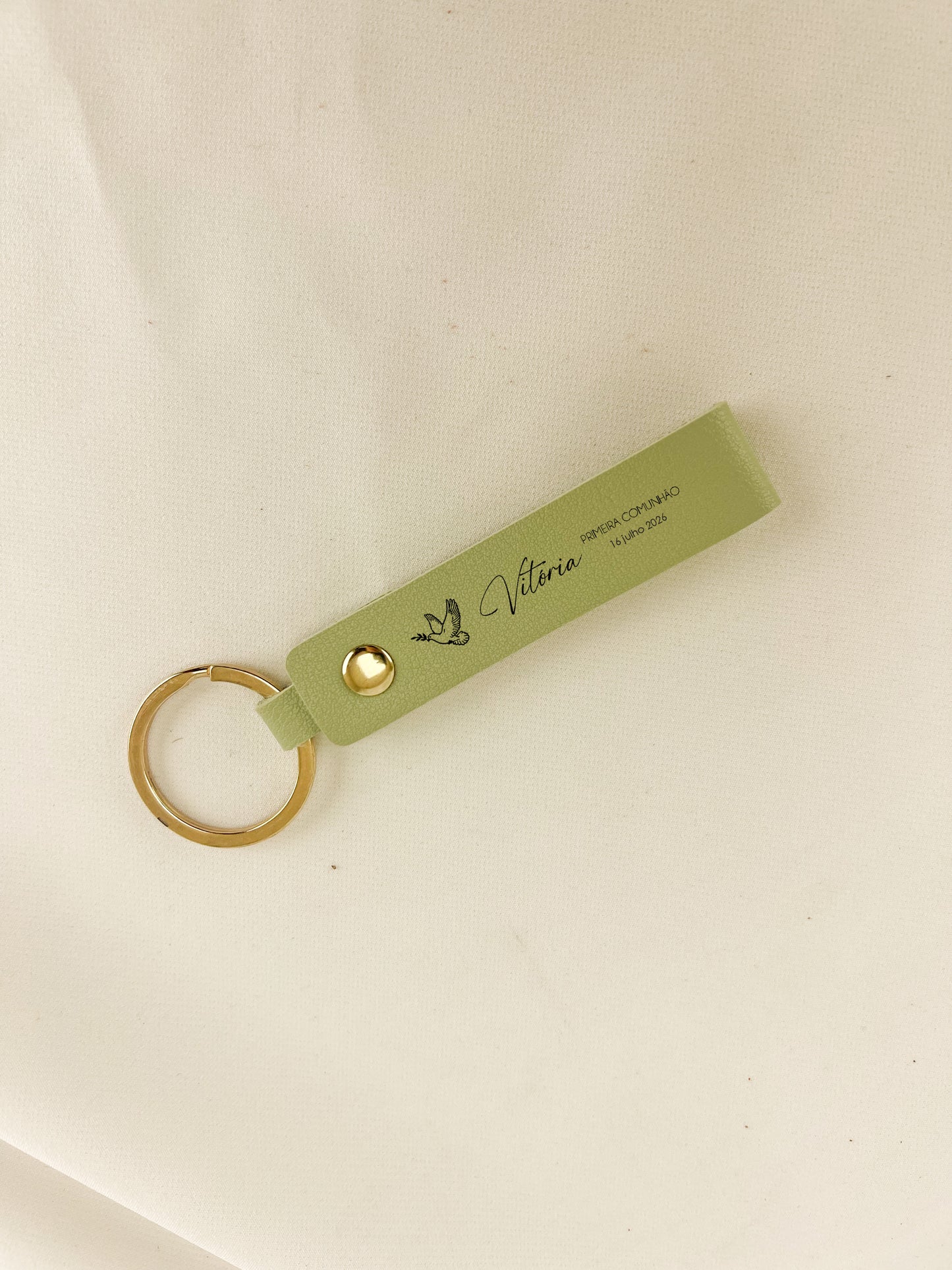 Lembrança de Batizado — Porta-Chaves em Couro Gravado