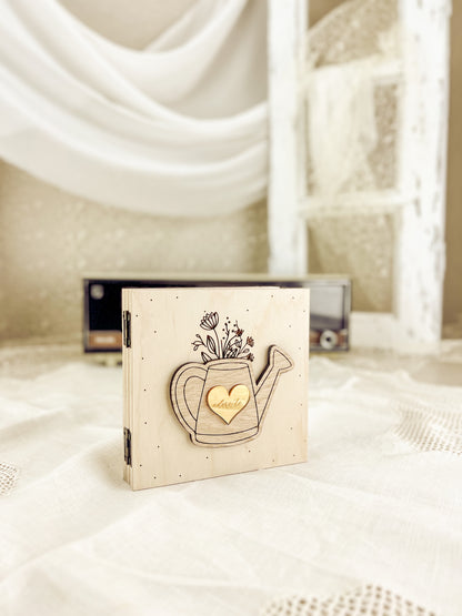 Moldura Livro para Avó em Madeira com Coração Dourado | Foto 10x10cm