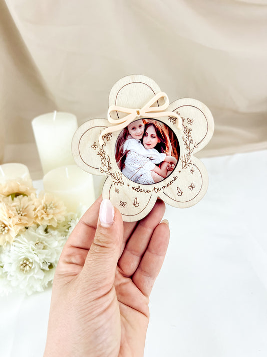 Mini Moldura Flor com Íman para a Mãe — Bétula com Laço Coral