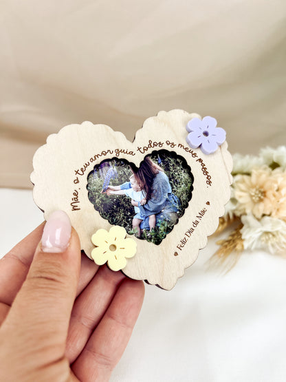 Mini Moldura Coração com Íman para a Mãe — Bétula com Flores Amarelas e Lilás