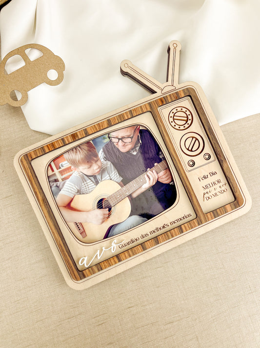 Moldura Televisão Vintage Personalizada com Foto Quadrada | Dia do Pai